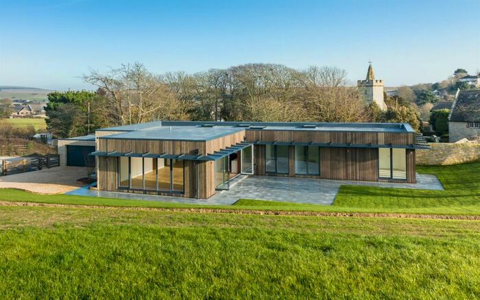 4 Bedroom House To Rent In Niton, Isle Of Wight, PO38