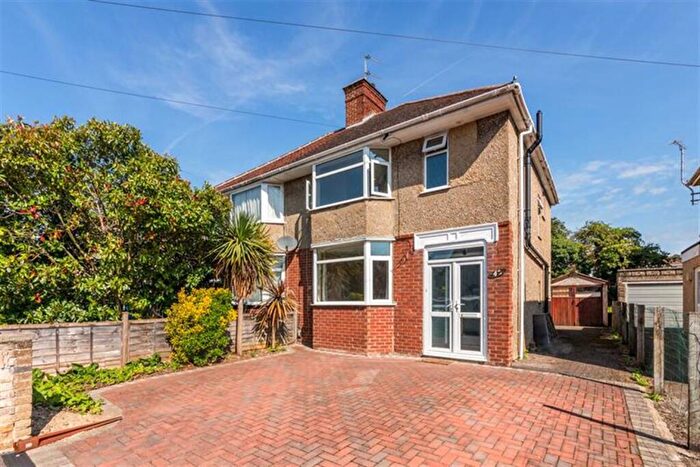 3 Bedroom Semi-Detached House To Rent In Mayfair Road, Cowley, OX4