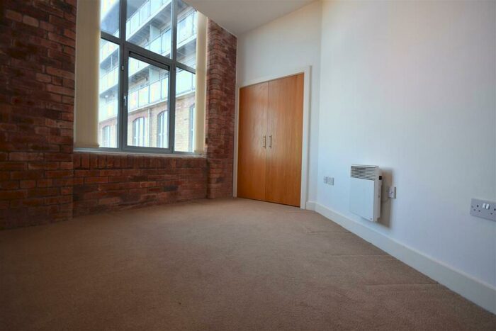 2 Bedroom Apartment To Rent In Silk Mill, Dewsbury Road, Elland, HX5