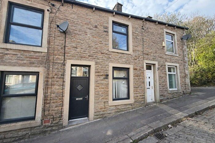 3 Bedroom Terraced House For Sale In Brearley Street, Stacksteads, Rossendale, OL13