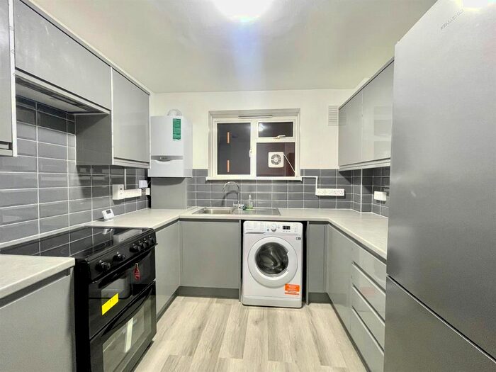 3 Bedroom Flat To Rent In Bayham Place, London, NW1