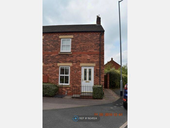 2 Bedroom End Of Terrace House To Rent In Maxtock Avenue, Lichfield, WS13