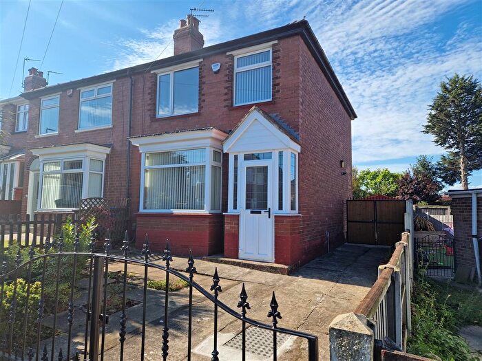 3 Bedroom Semi-Detached House To Rent In Masefield Road, Doncaster, DN2