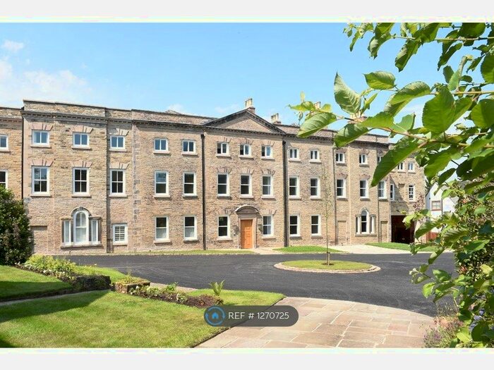 3 Bedroom Flat To Rent In Scott Rd, Prestbury, Macclesfield SK10