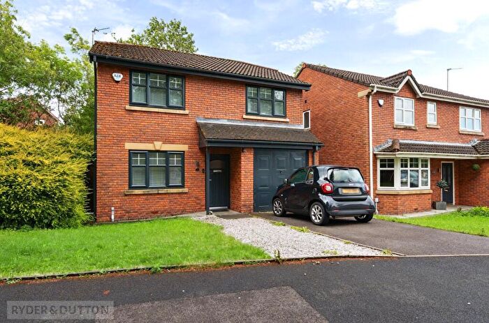 3 Bedroom Detached House For Sale In Maltby Court, Lees, Oldham, OL4
