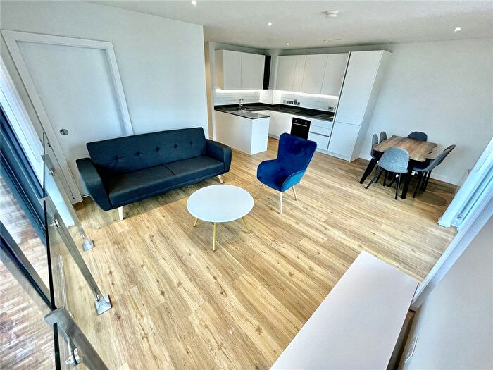 3 Bedroom Flat To Rent In Meadowside, Old Mount Street, Manchester, M4