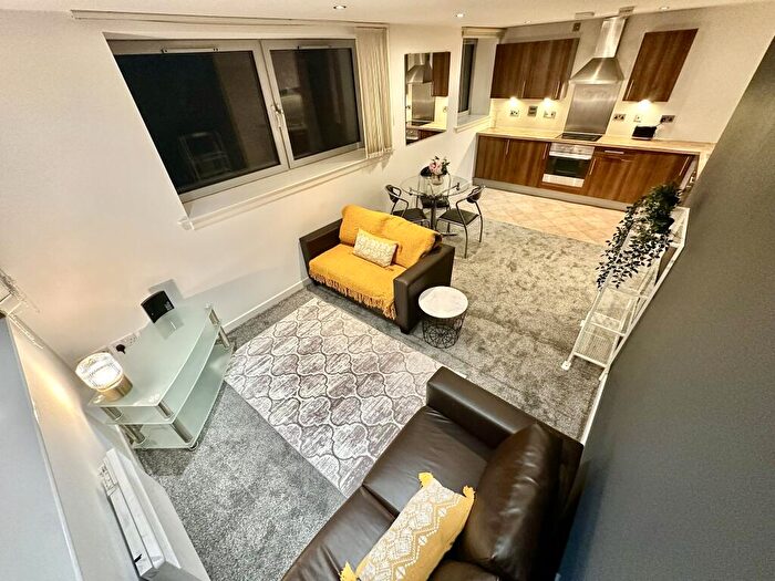 2 Bedroom Apartment To Rent In Heysmoor Heights, L8