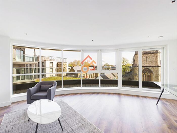 2 Bedroom Flat To Rent In Quartz House, Dickens Yard, New Broadway, London, W5