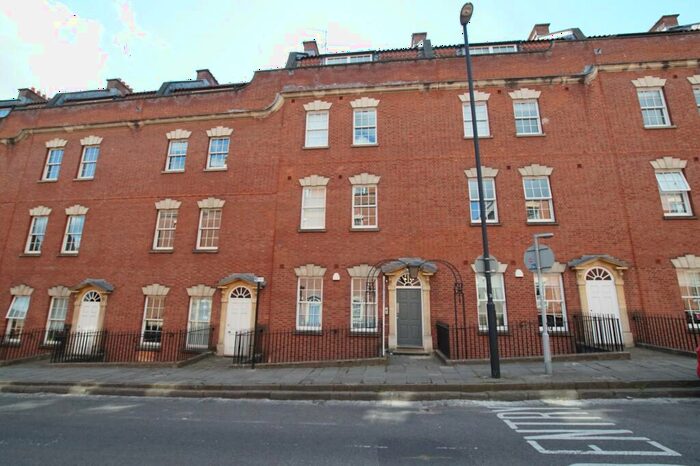 1 Bedroom Apartment To Rent In Century Place, St Paul Street, St Pauls, Bristol, BS2