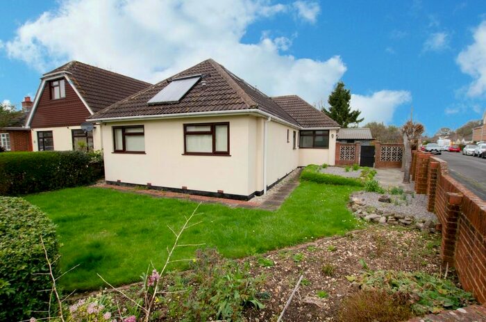 5 Bedroom Chalet To Rent In Victoria Road, Eastleigh, SO50