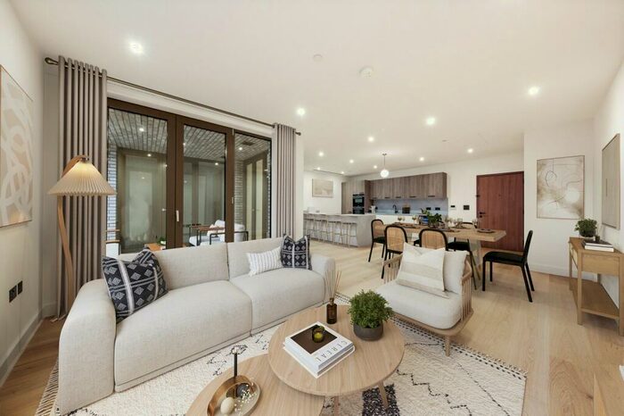 3 Bedroom Flat To Rent In Cosway Street, Lisson Grove, NW1