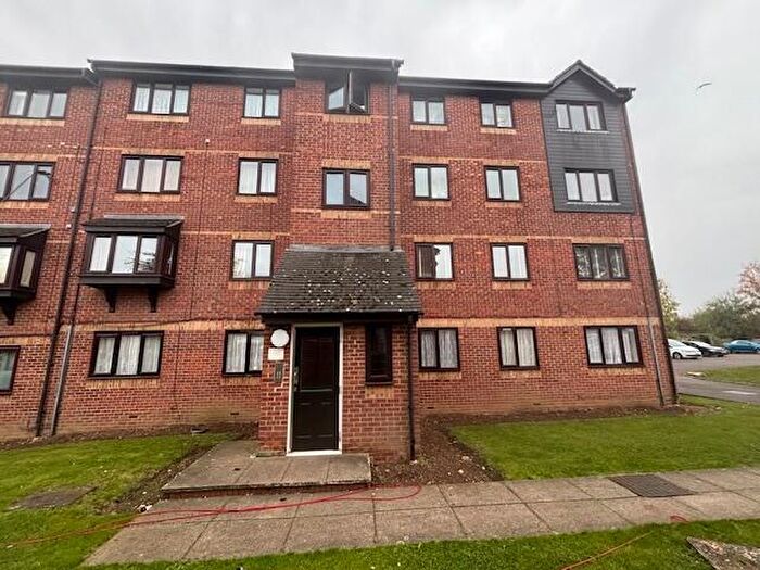 1 Bedroom Apartment To Rent In The Glen, Vange, Basildon, Essex, SS16
