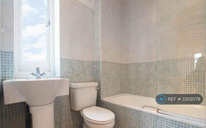 1 Bedroom Flat To Rent In Bradbury Street, London, N16