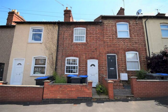 2 Bedroom Terraced House To Rent In South Street, Rugby, Warwickshire, CV21