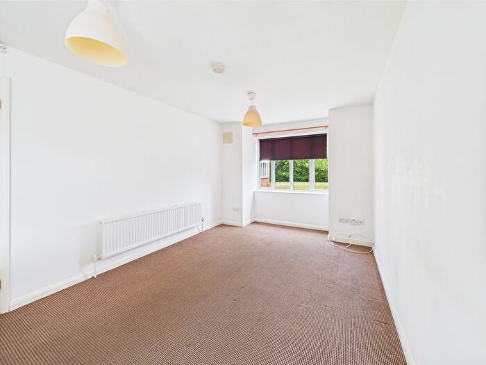 1 Bedroom Flat To Rent In Swindon Close, Off Swindon Road, Cheltenham, GL51