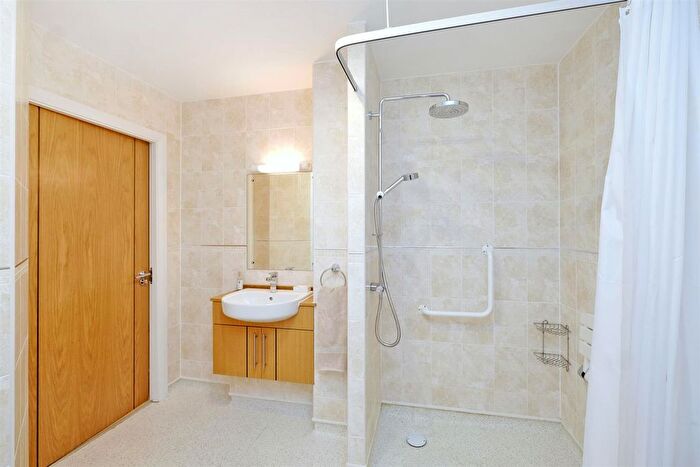 1 Bedroom Flat For Sale In Florence Court, North Deeside Road, Aberdeen, AB15