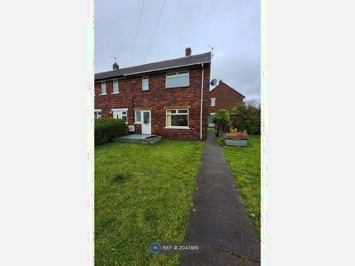 3 Bedroom Semi-Detached House To Rent In Keswick Avenue, Ashton-Under-Lyne, OL7