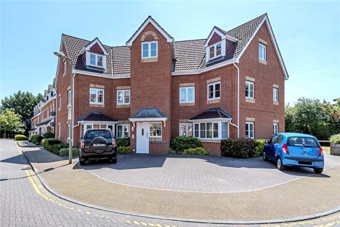 2 Bedroom Flat To Rent In The Tollgate, Fareham, PO16