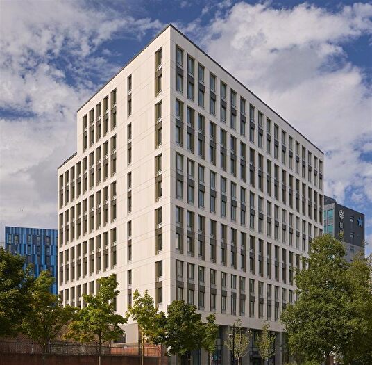 Studio To Rent In St James Boulevard, Newcastle Upon Tyne, NE4