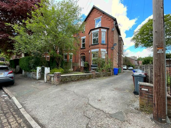 1 Bedroom Apartment To Rent In Clyde Road, Didsbury, M20