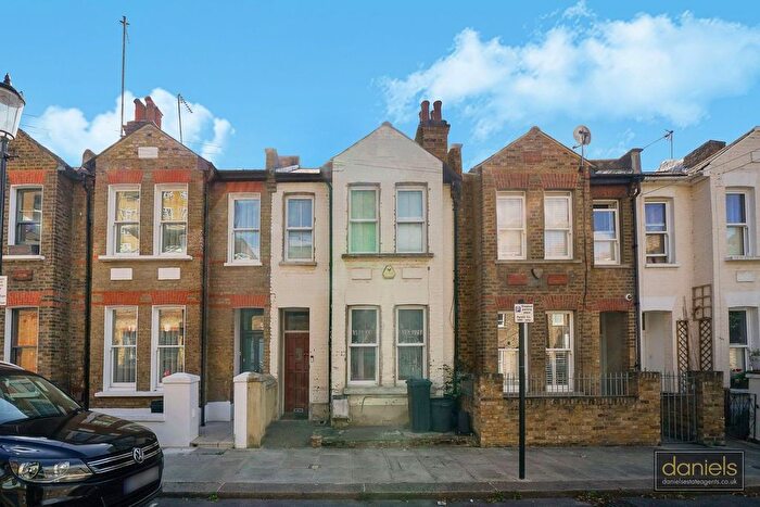 3 Bedroom Terraced House For Sale In Hewer Street, Ladbroke Grove, London, W10