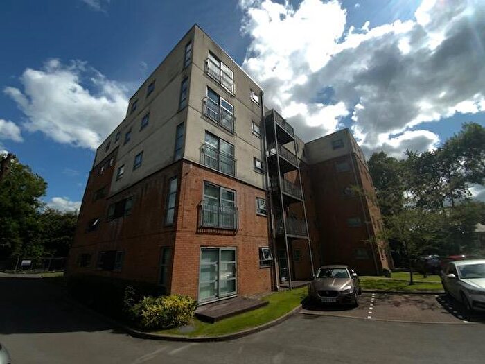 2 Bedroom Flat To Rent In The Woodlands Stamford Street East, Ashton-Under-Lyne, OL6