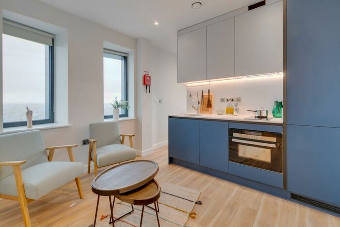 Apartment To Rent In Enclave Croydon, College Road, Croydon, CR0