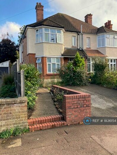 1 Bedroom Flat To Rent In Walkern Road, Stevenage, SG1