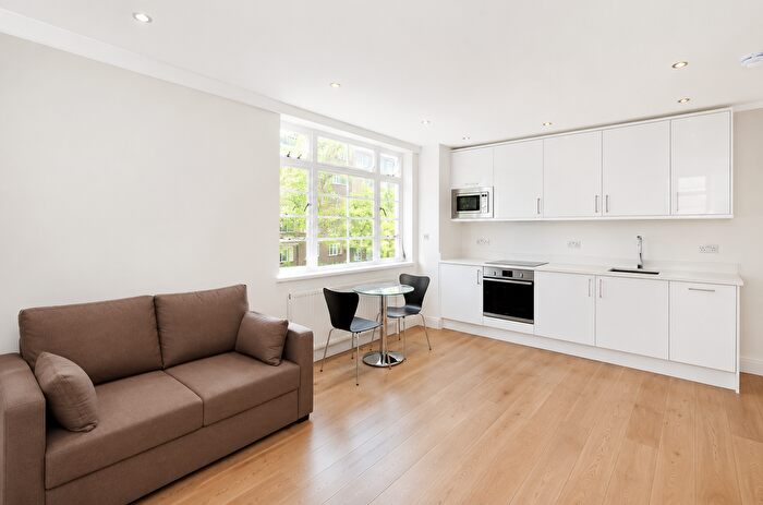 1 Bedroom Flat To Rent In Sloane Avenue, SW3