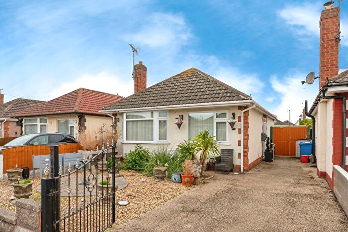2 Bedroom Bungalow For Sale In Arfon Avenue, Prestatyn, Denbighshire, LL19