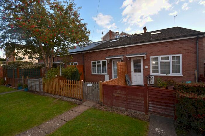 1 Bedroom Terraced House To Rent In Georgian Mews, Leamington Spa, Warwickshire, CV32