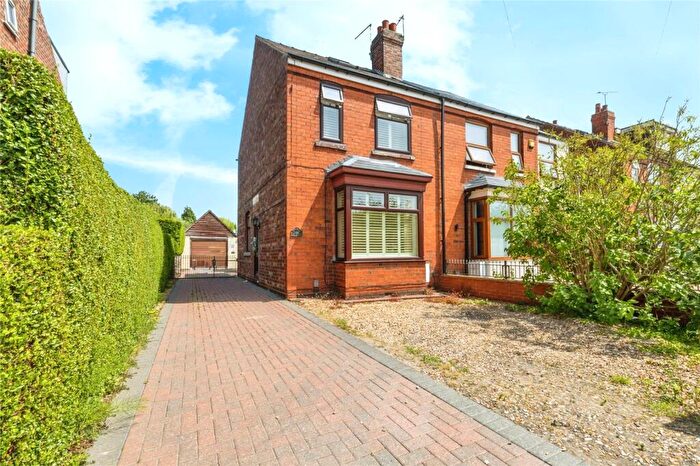 4 Bedroom Semi-Detached House For Sale In Station Road, North Hykeham, Lincoln, Lincolnshire, LN6