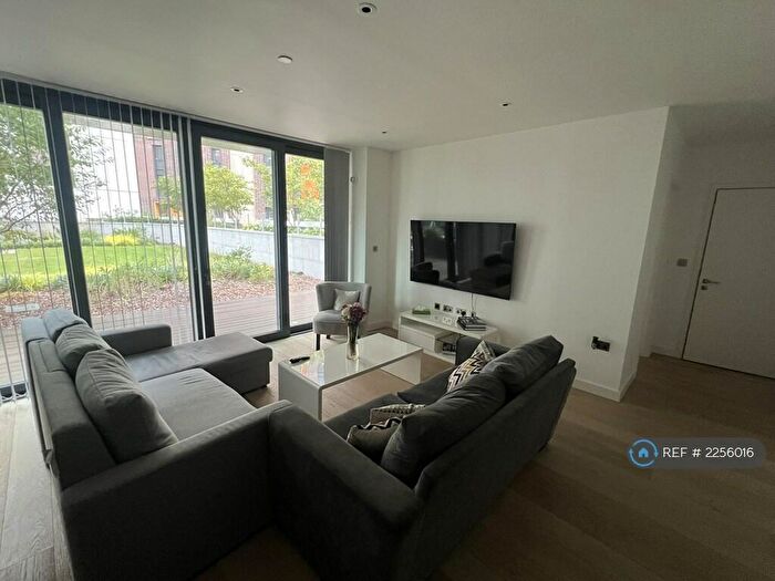 2 Bedroom Flat To Rent In Pienna Apartments, Wembley, HA9