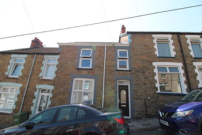 3 Bedroom Terraced House For Sale In Greenfield Street, Pontlottyn, Bargoed, CF81