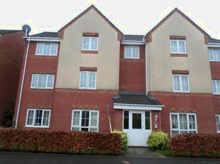 2 Bedroom Flat To Rent In Unitt Drive, Cradley Heath, B64