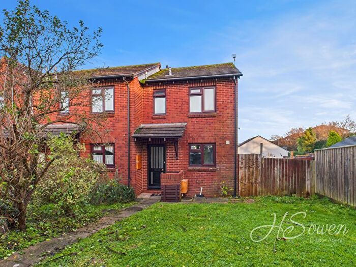 2 Bedroom End Terrace House For Sale In Glebeland Way, Torquay, TQ2