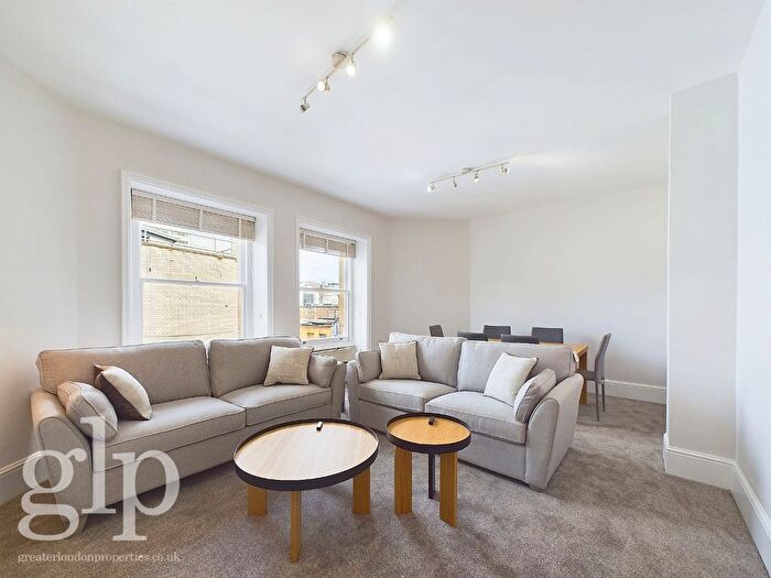 2 Bedroom Semi-detached House To Rent In Charing Cross Mansions, Charing Cross Road, London, Greater London, WC2H