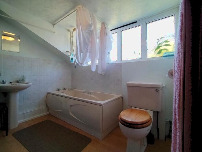 2 Bedroom Cottage To Rent In Lon Las, Morfa Nefyn, LL53