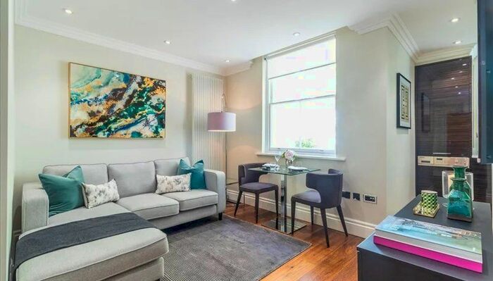 1 Bedroom Flat To Rent In Garden House, London, W2