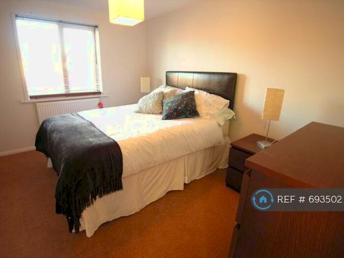 2 Bedroom Terraced House To Rent In Foxhill Road, Reading, RG1