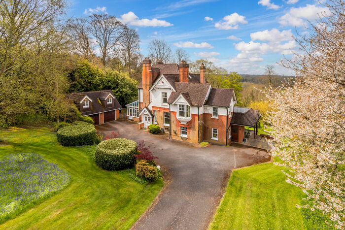7 Bedroom Detached House For Sale In Northdown Road, Woldingham, CR3