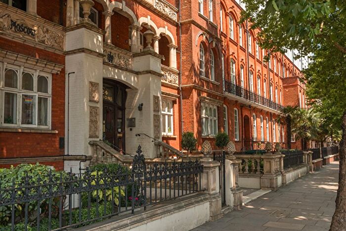 1 Bedroom Flat For Sale In Cromwell Road, London, SW5