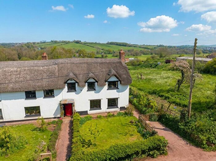 3 Bedroom Cottage For Sale In Uton, Crediton, EX17