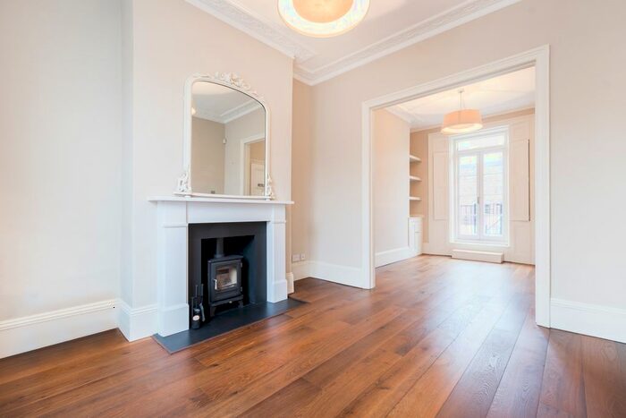 3 Bedroom Terraced House To Rent In Arlington Avenue, London, N1