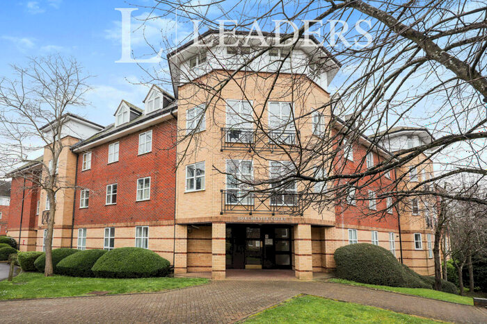 1 Bedroom Flat To Rent In Dorchester Court, Dexter Close, St Albans, AL1