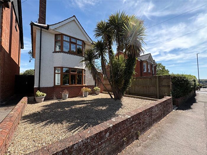 4 Bedroom Detached House For Sale In Salisbury Road, Blandford Forum, Dorset, DT11