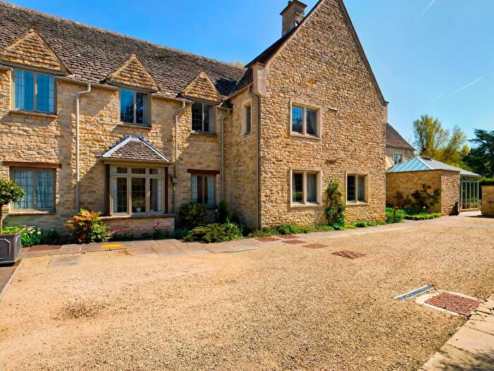 1 Bedroom Property For Sale In Station Road, Shipton-Under-Wychwood, Chipping Norton, OX7