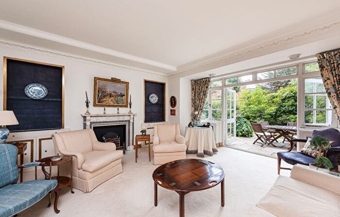 4 Bedroom Flat For Sale In Melbury Road, London, W14