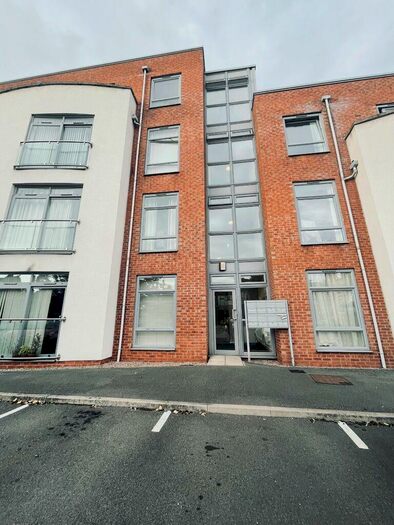 2 Bedroom Flat To Rent In Nazareth Court, Lenton, Nottingham, NG7