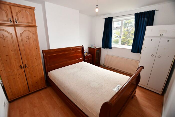 3 Bedroom End Of Terrace House To Rent In Westcombe Avenue, Croydon, CR0